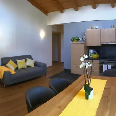 克内斯尔公寓 *